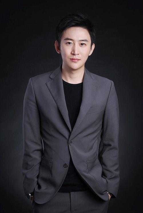 毛靖翔 背景,从草根逆袭到创业明星的传奇历程