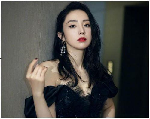 娱乐圈的董小姐是谁,揭秘神秘歌手背后的故事