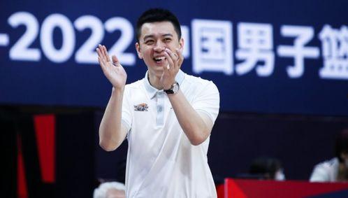 杨鸣教练生活照,镜头下的运动风采与生活瞬间